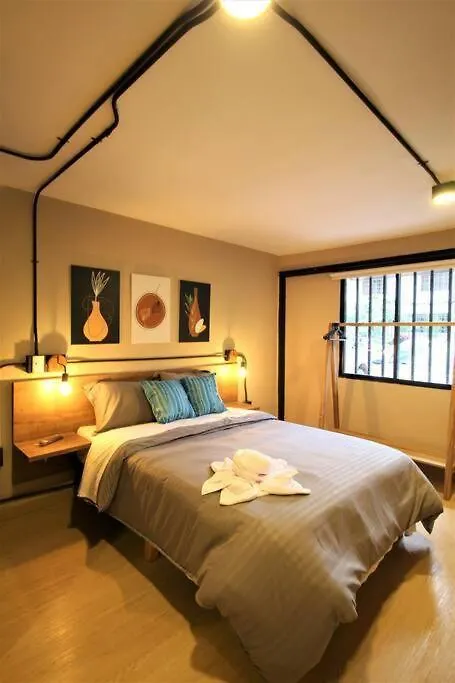 Apartamento Con Cocina Y Bano Privado - One106 By Roots Rentals Medellín